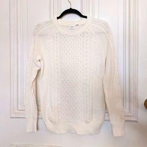 NWOT White GAP Long Sleeve Sweater